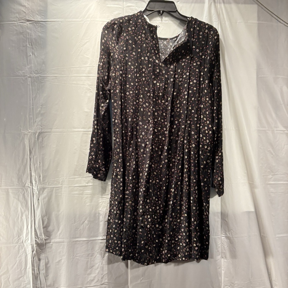 H&M‎ Women's Dress Size 6 Long Sleeve Black With Small Floral Pleated